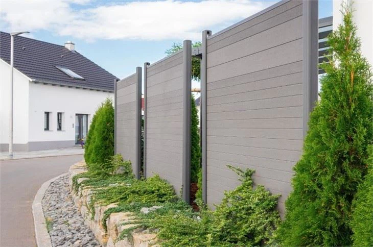 Composite Fence in China